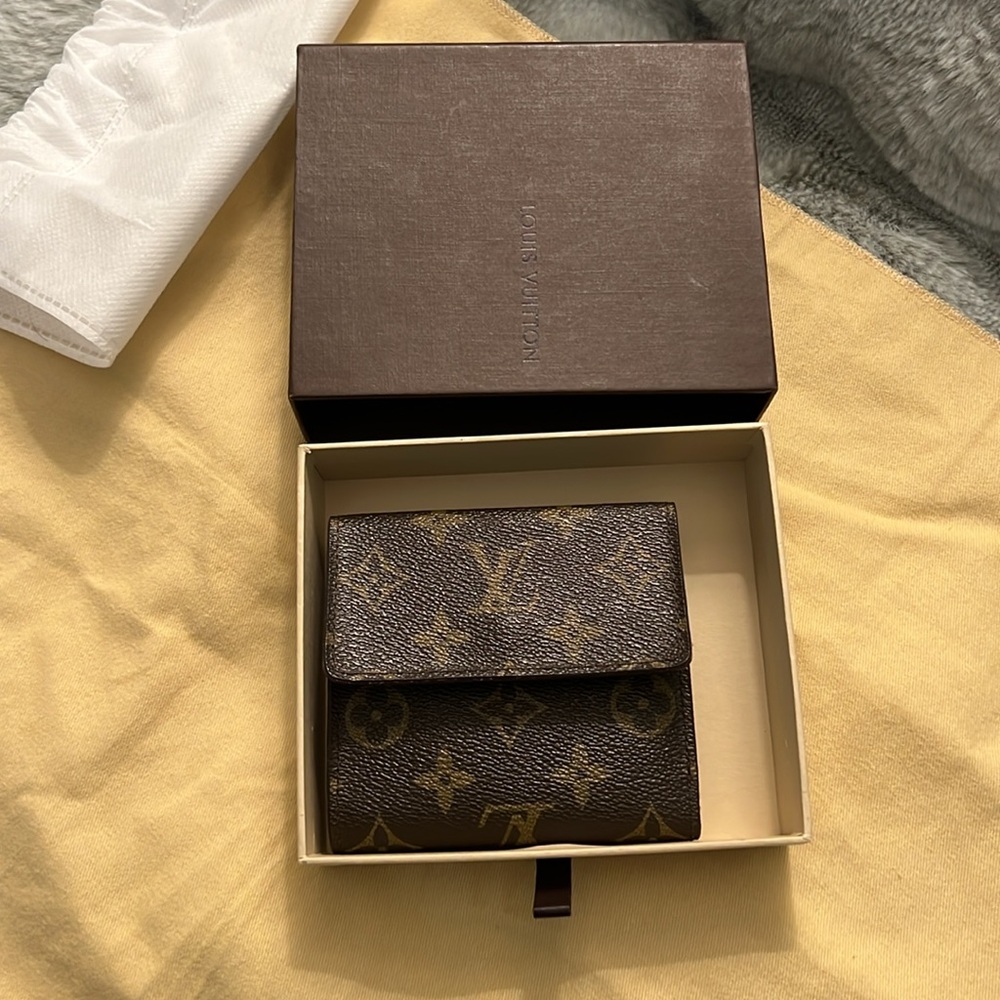 Louis Vuitton Monogram Elise Compact Wallet - Picture 12 of 13